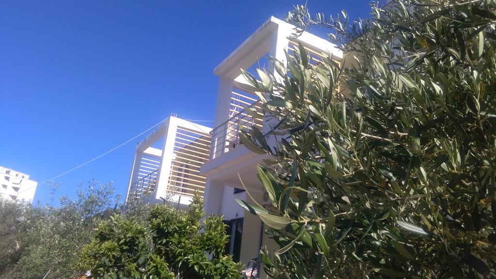 Guest House Solive Himare Eksteriør bilde