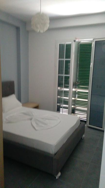 Guest House Solive Himare Eksteriør bilde