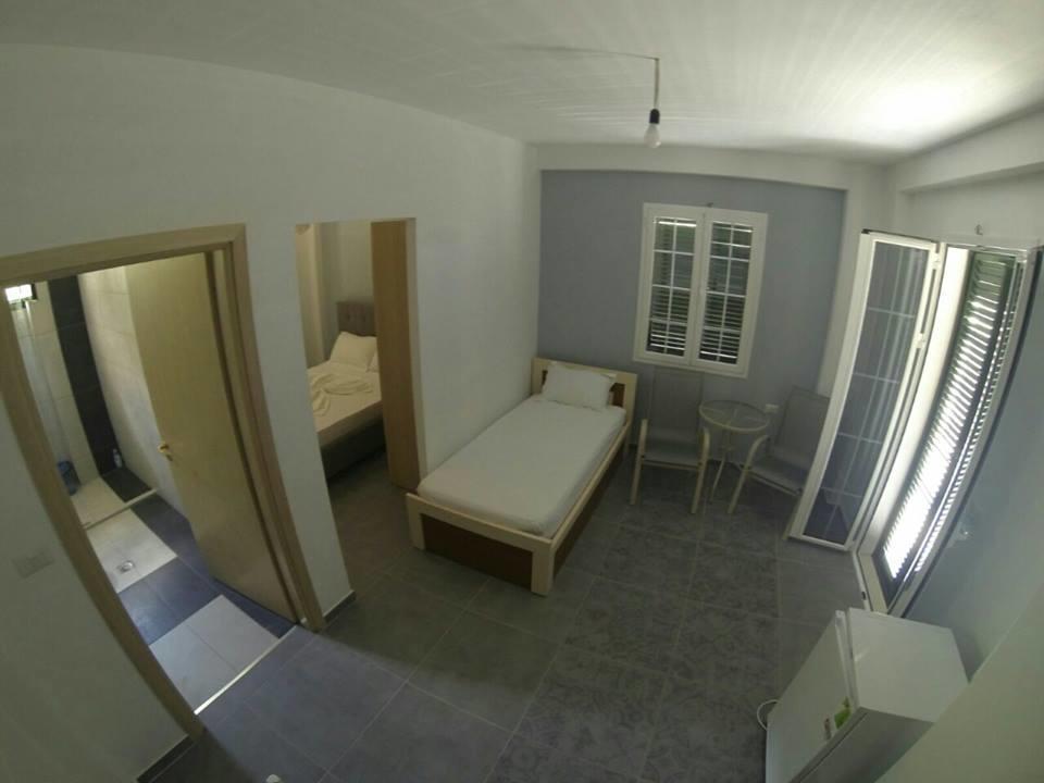Guest House Solive Himare Eksteriør bilde