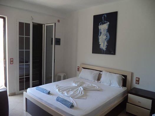 Guest House Solive Himare Eksteriør bilde