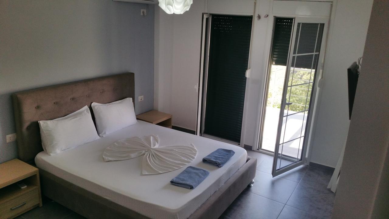 Guest House Solive Himare Eksteriør bilde